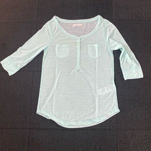 A&F Henley top size S
